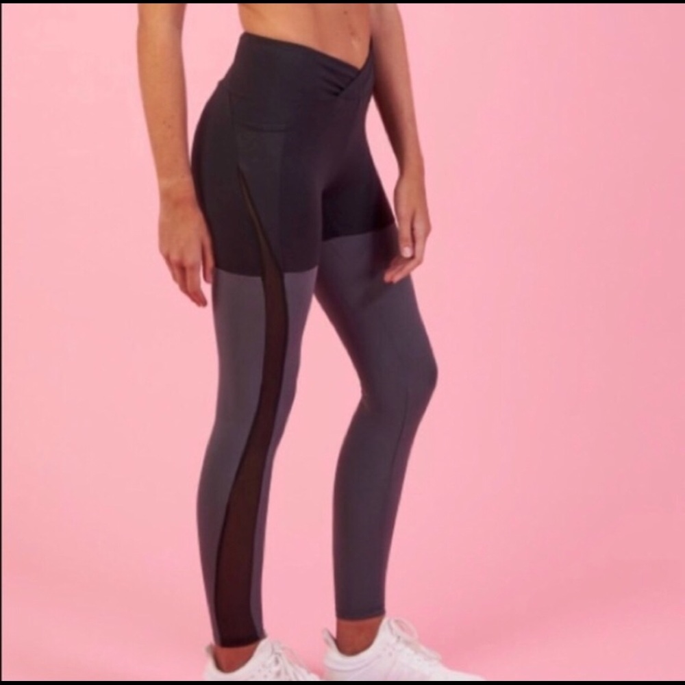 Nikki B Season 2 Dynamic Leggings ✨NWT✨